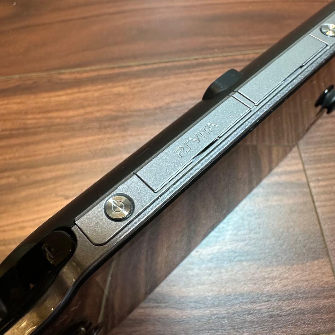 PSVITA 1000 本体 クリスタルブラック 5127 PSVITA 1000 本体 クリスタルブラック 5127