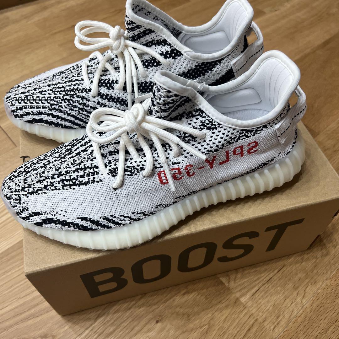 adidas Yeezy Boost 350 V2 ホワイト/ブラック
