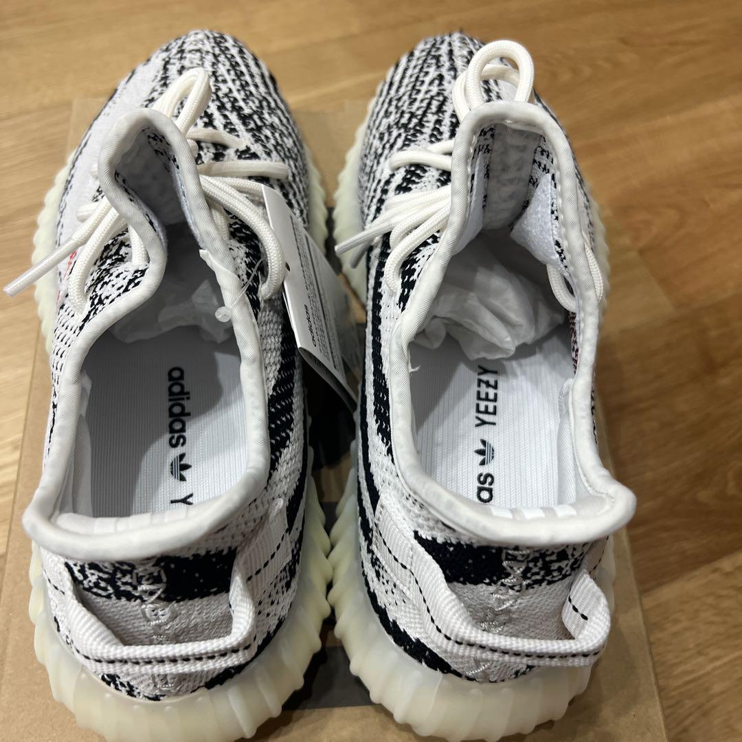 adidas Yeezy Boost 350 V2 ホワイト/ブラック