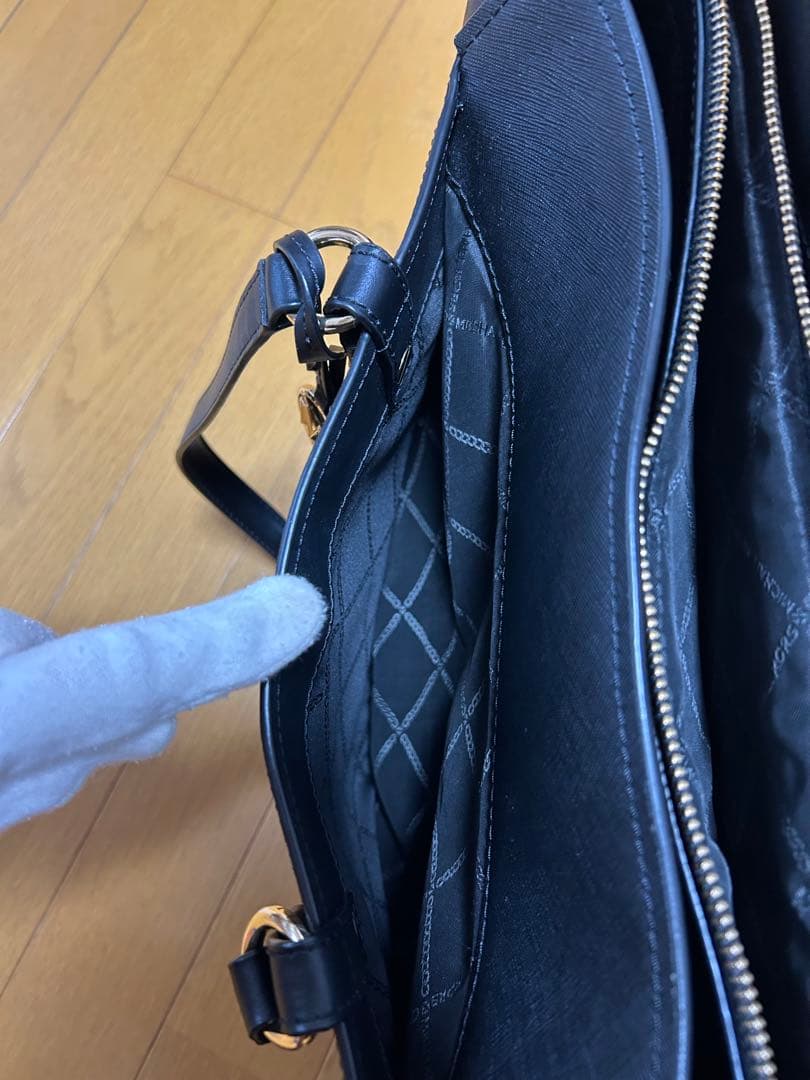MICHAEL KORS 鞄 ブラック MICHAEL KORS 鞄 ブラック