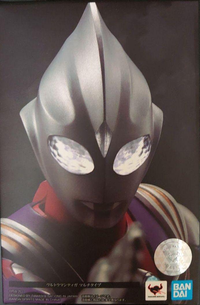 ウルトラマンヒーロー（ティガ　マルチタイプ）
ビジュアルタオルをお付けいたします