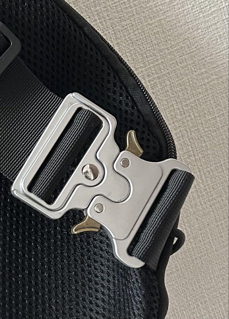 ADRER コブラ バックル ナイロン ワン ショルダー バッグ