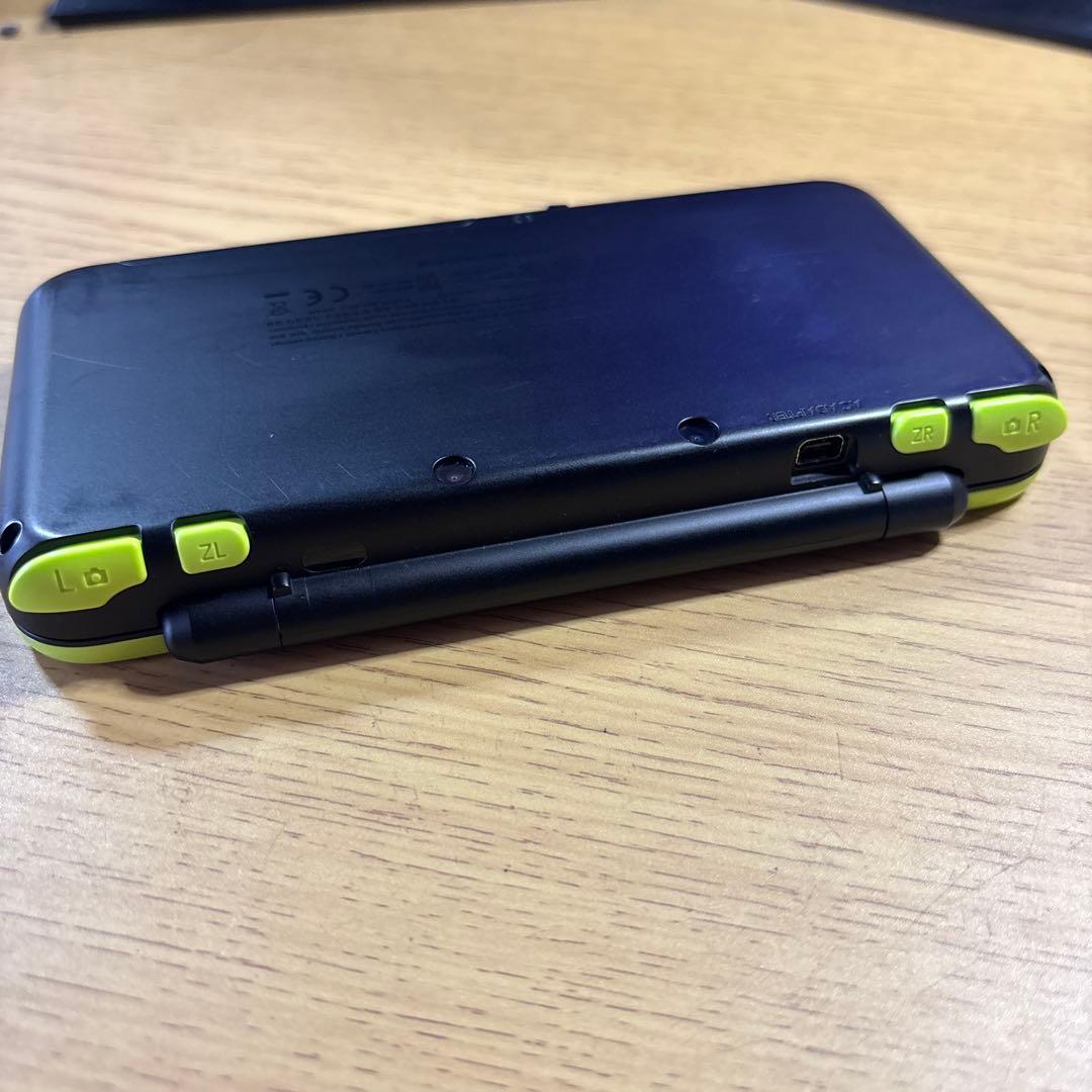 【美品】newニンテンドー2DSL ライムブラック 【美品】newニンテンドー2DSL ライムブラック