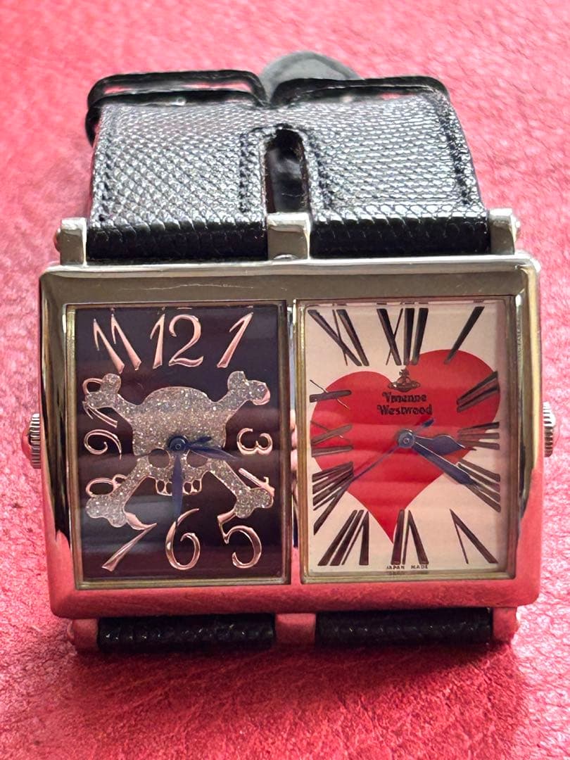 ヴィヴィアンウエストウッド ダブルフェイス2タイムゾーン クオーツ時計 ヴィヴィアンウエストウッド ダブルフェイス2タイムゾーン クオーツ時計