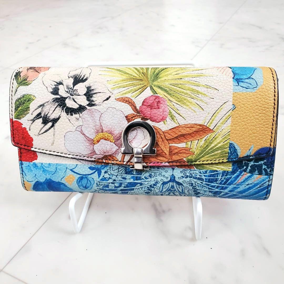 美品 フェラガモ 長財布 ウォレット クリップ 花柄 フラワー 希少モデル レア