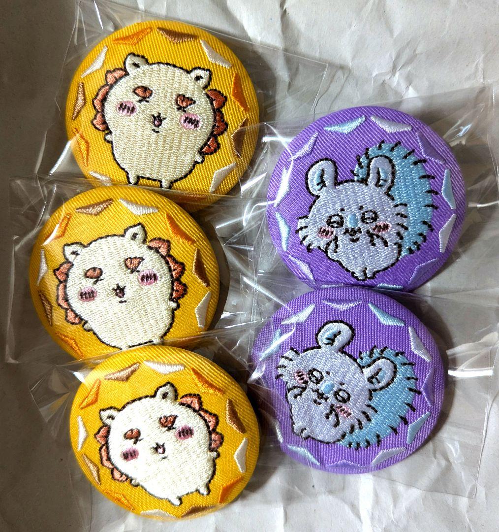 ちいかわ 缶バッジ 2個セット]ちいかわ 刺繍缶バッジ Biscuit