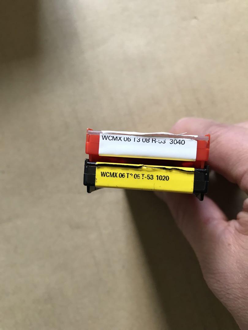 sandvikチップ2箱
