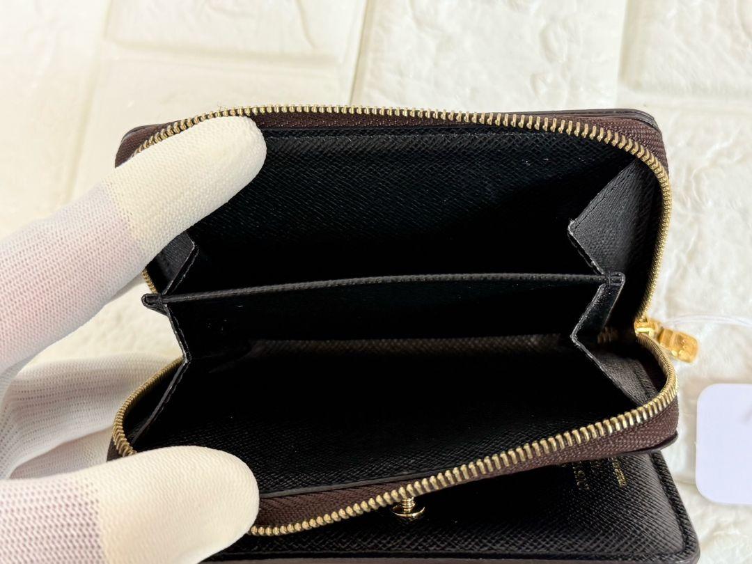 週末限定価格【美品】新作ルイヴィトン ポルトフォイユ・ルー 二つ折り財布
