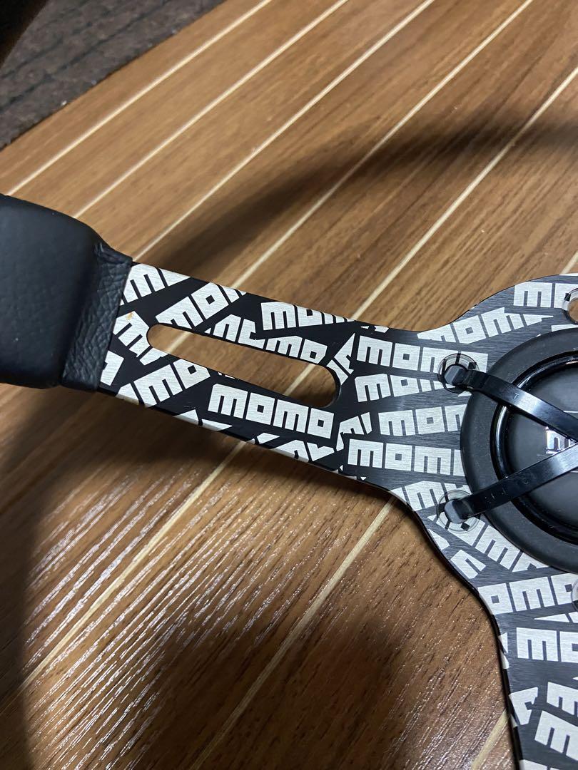 新品未使用】MOMOステアリング ウルトラ ジャパン ブラック