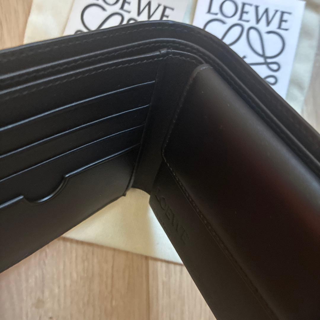 未使用 LOEWE ロエベ PUZZLE パズル 二つ折り 財布 未使用 LOEWE ロエベ PUZZLE パズル 二つ折り 財布