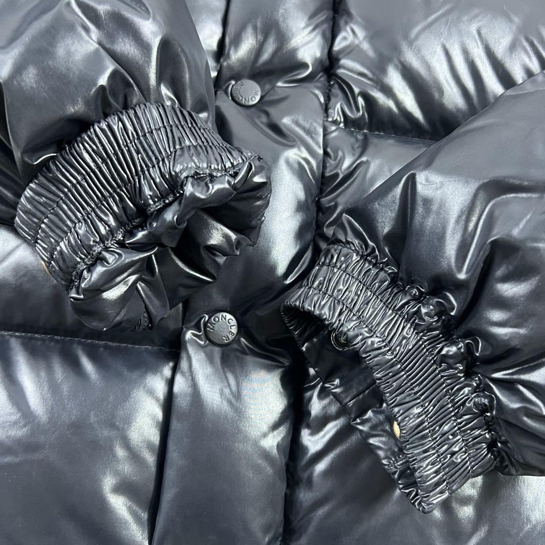 美品 MONCLER モンクレール エベレスト ダウンジャケット デカワッペン