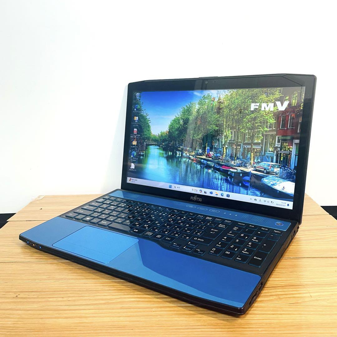 富士通i7マリンブルーSSDノートPCメモリ8ギガwin11オフィスタッチパネル