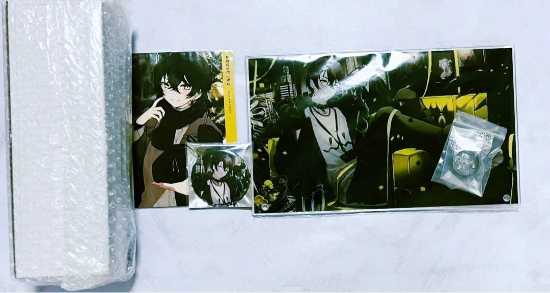 ネオポルテ 或世イヌ 誕生日 缶バッジ 水筒 アクリルボード ポストカード