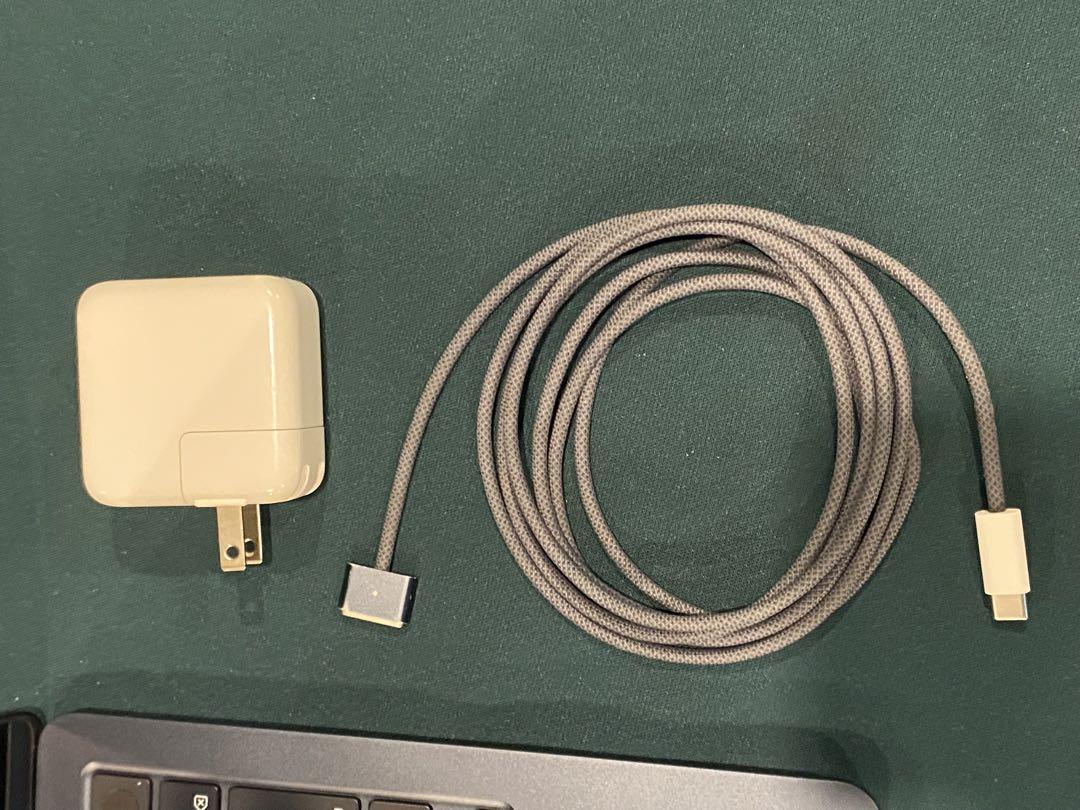 Apple MacBook Air M2 本体 充電器付き