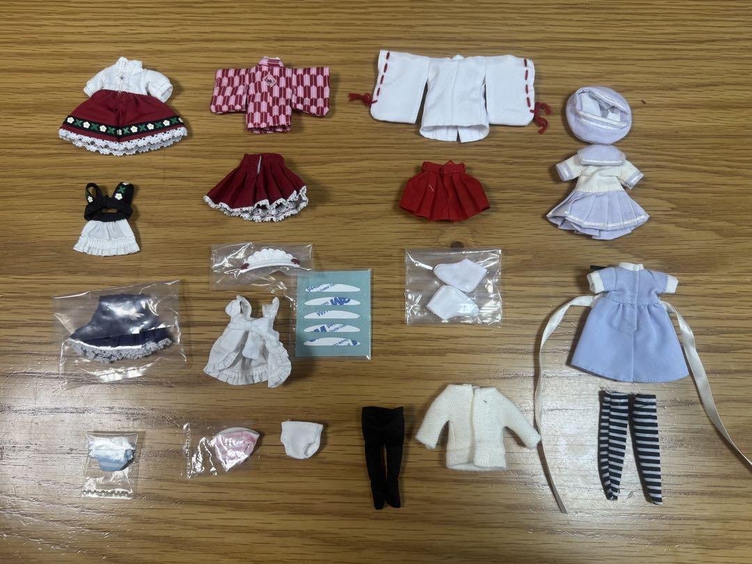 ねんどろいどどーるおようふく女の子まとめ売り