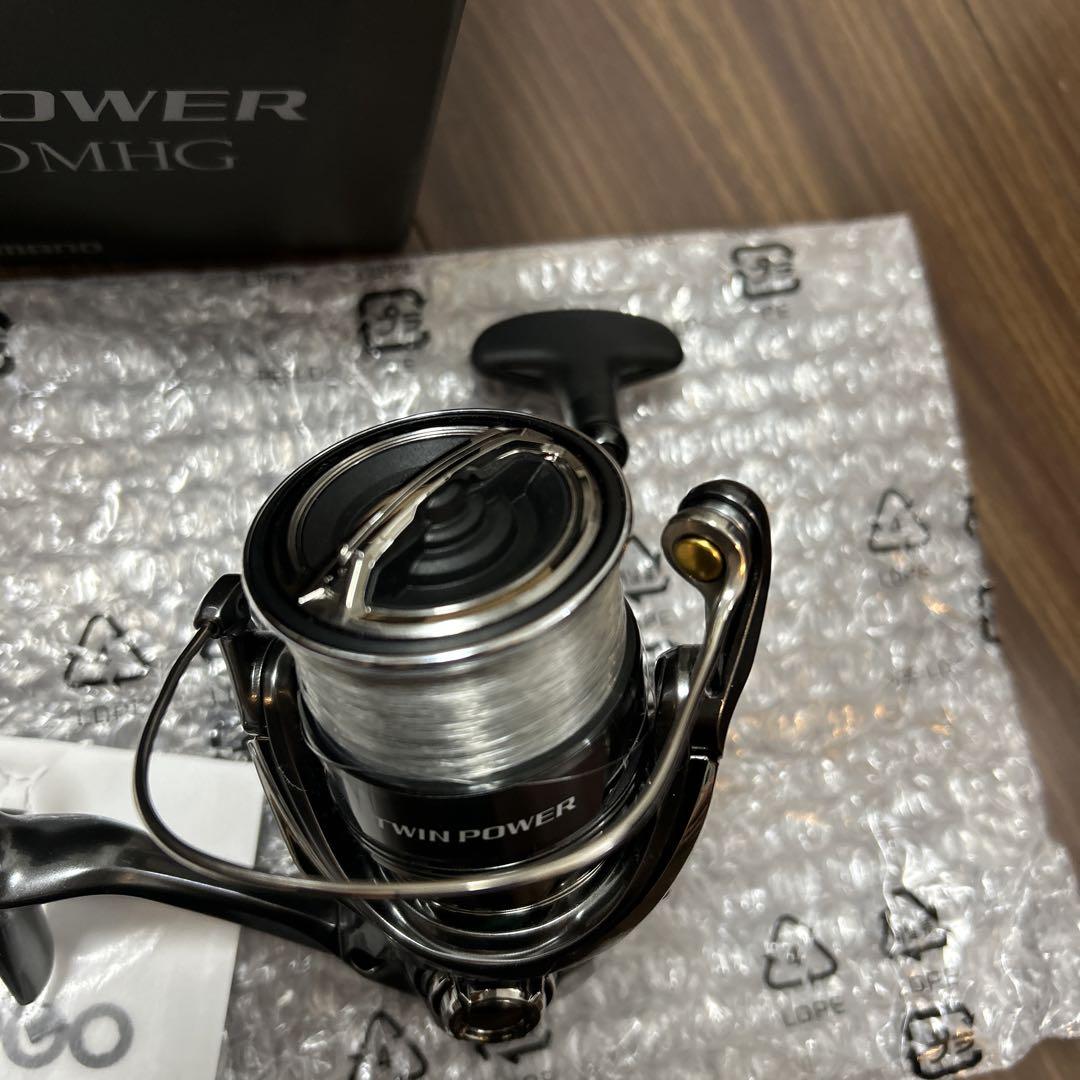 シマノ　24ツインパワー C3000MHG