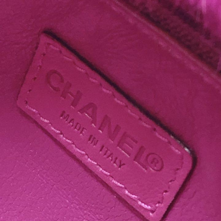 CHANEL シャネルチェーンショルダーバッグ マゼンタピンク ラパン CHANEL シャネルチェーンショルダーバッグ マゼンタピンク ラパン