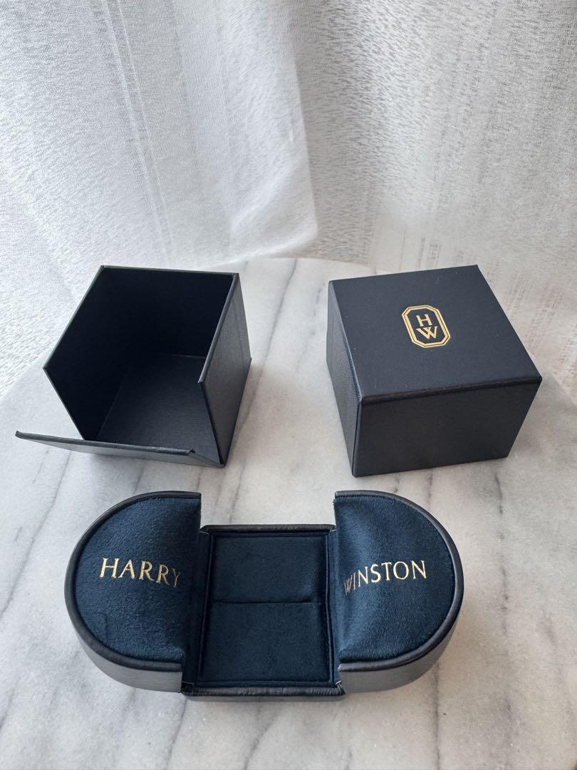 HARRY WINSTON ハリーウィンストン　リング　ケース　ネイビー HARRY WINSTON - ハリーウィンストン 箱 指輪ケースの通販 by