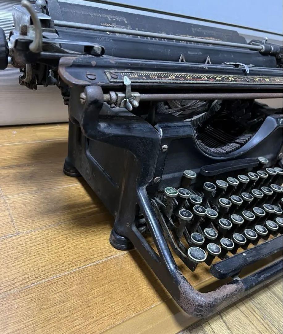 Underwood社製 アンティーク　タイプライター