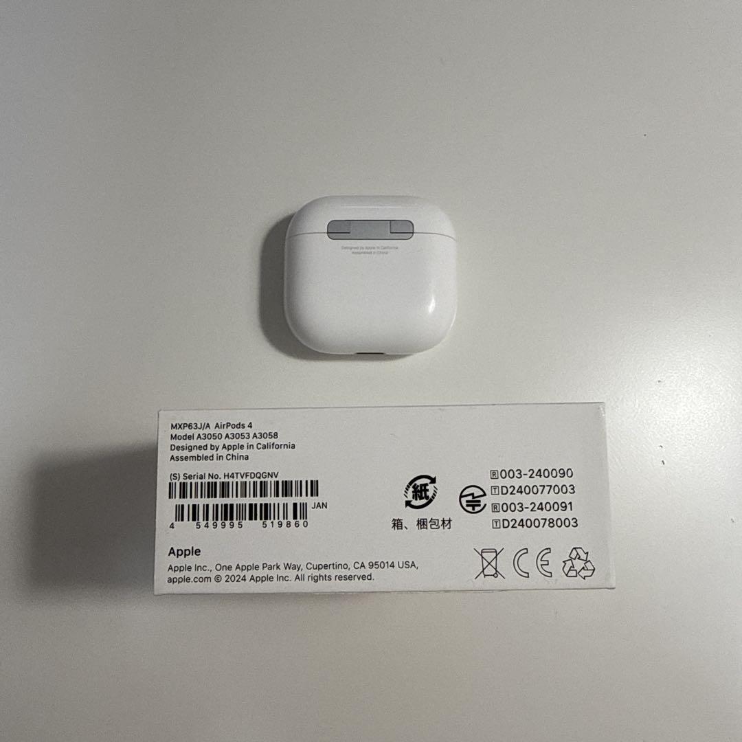 Apple AirPods 4本体