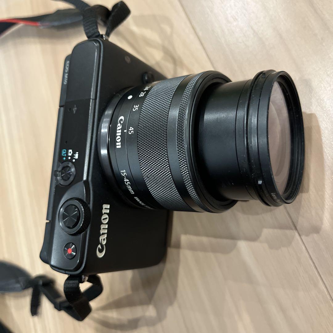 Canon キヤノン　EOS M10 ミラーレス一眼　カメラ　ブラック　黒