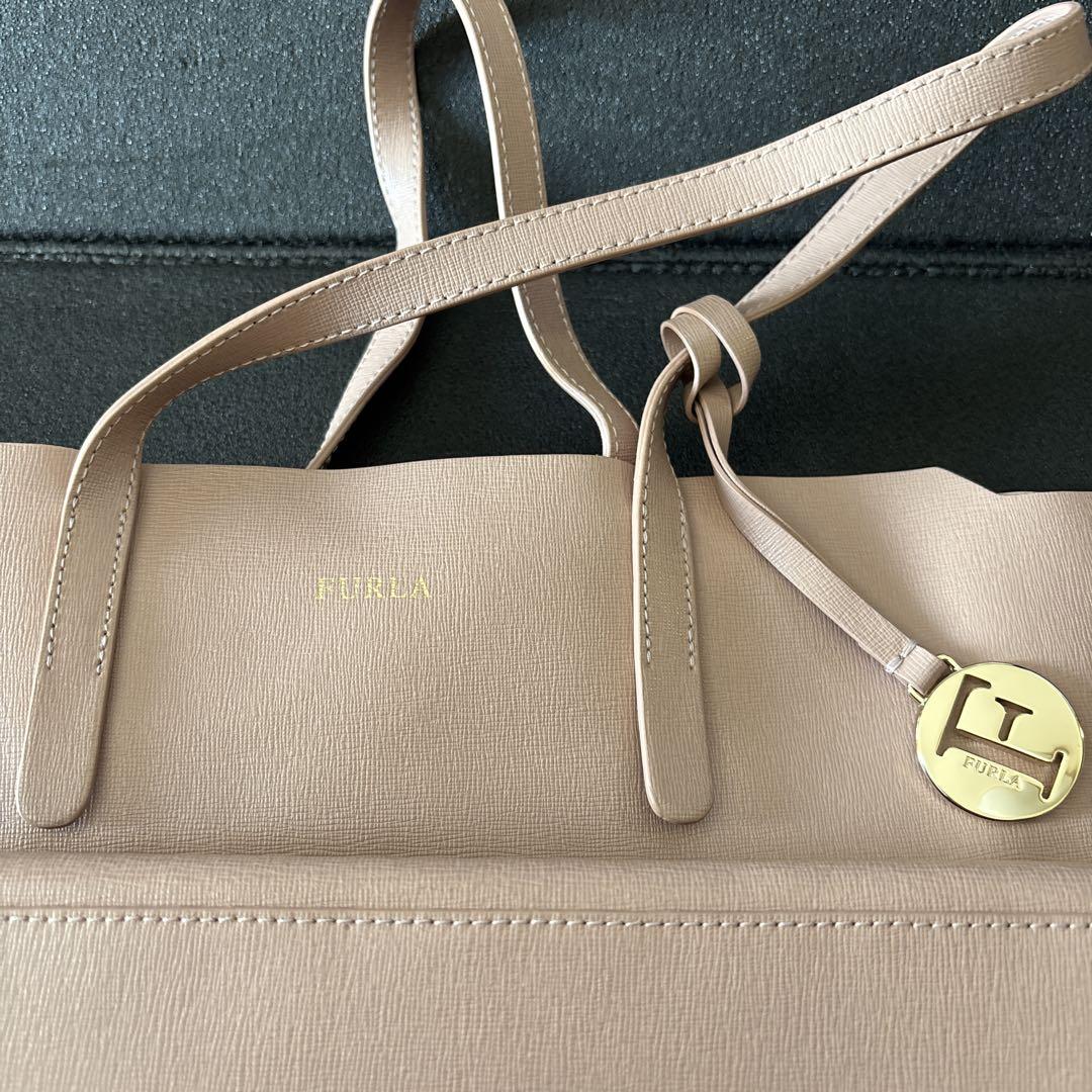 FURLA ピンクベージュ ショルダーバッグ