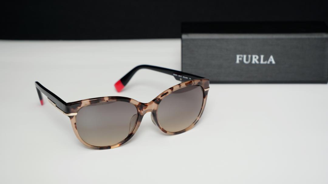 【美品】FURLA フルラ サングラス SFU219J
