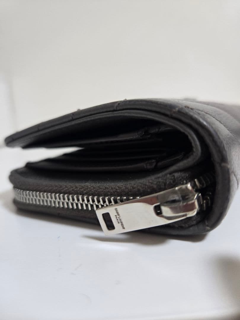 サンローラン 二つ折り財布 YSLロゴ