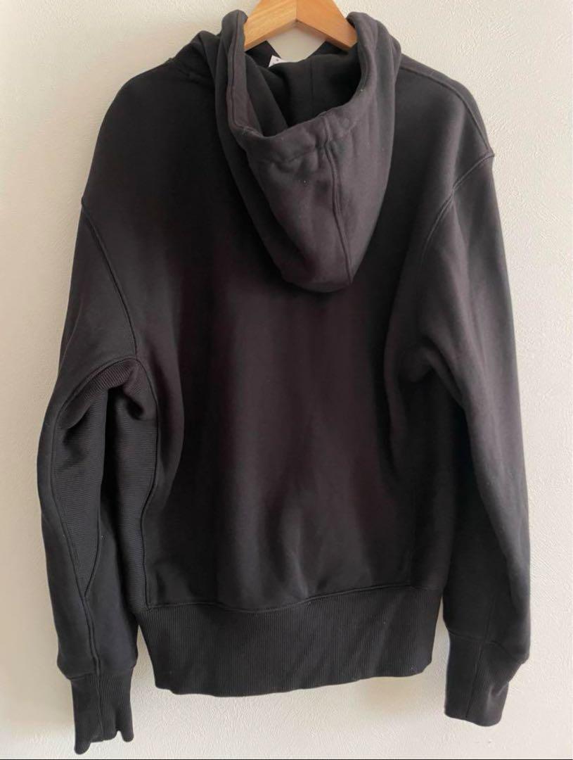 AMI PARIS Pumaエディション ブラック フーディ