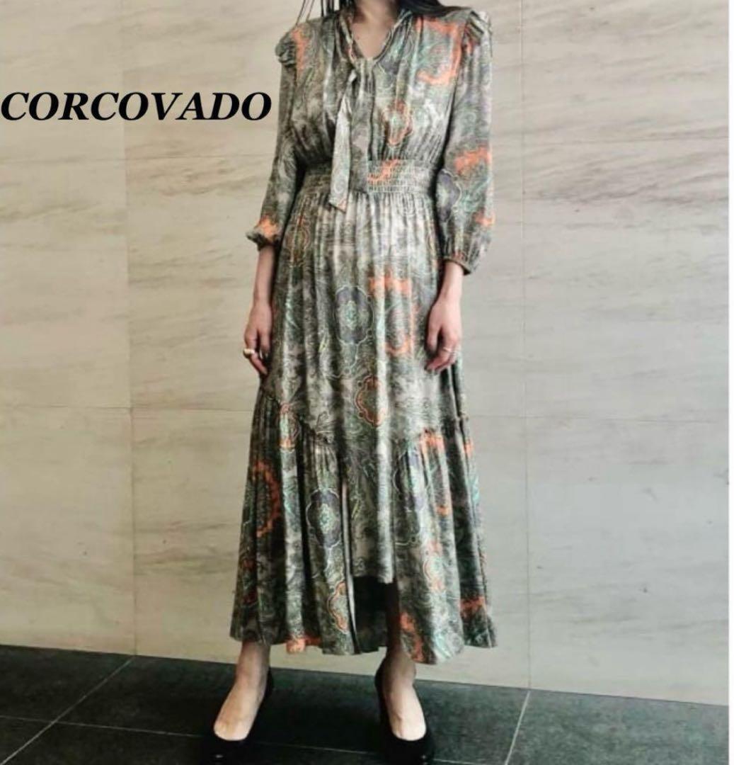 コルコバードペイズリー柄リボン付き長袖ロングワンピース