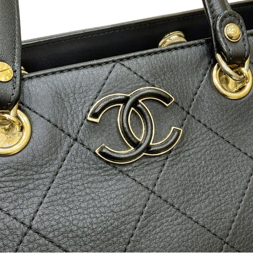 超特価激安の商品をすべて 値下げ！正規品CHANELシャネル 2WAYチェーントートバッグ - メルカリ バッグ