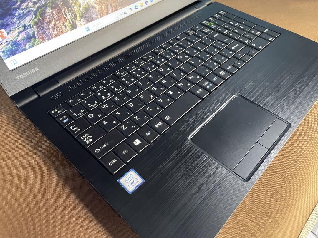 美品 dynabook B65 第8世代i3 新品SSD256GB Win11