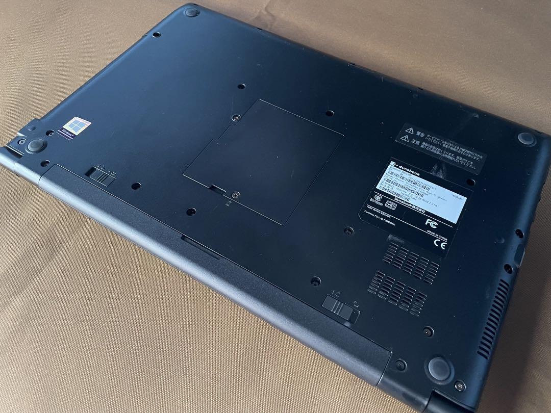 美品 dynabook B65 第8世代i3 新品SSD256GB Win11