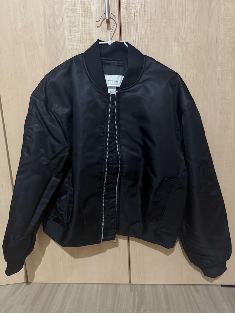 カルバンクライン　ブラック ブルゾン 13,500円