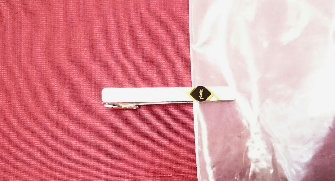 イヴサンローラン 美品 ネクタイピン