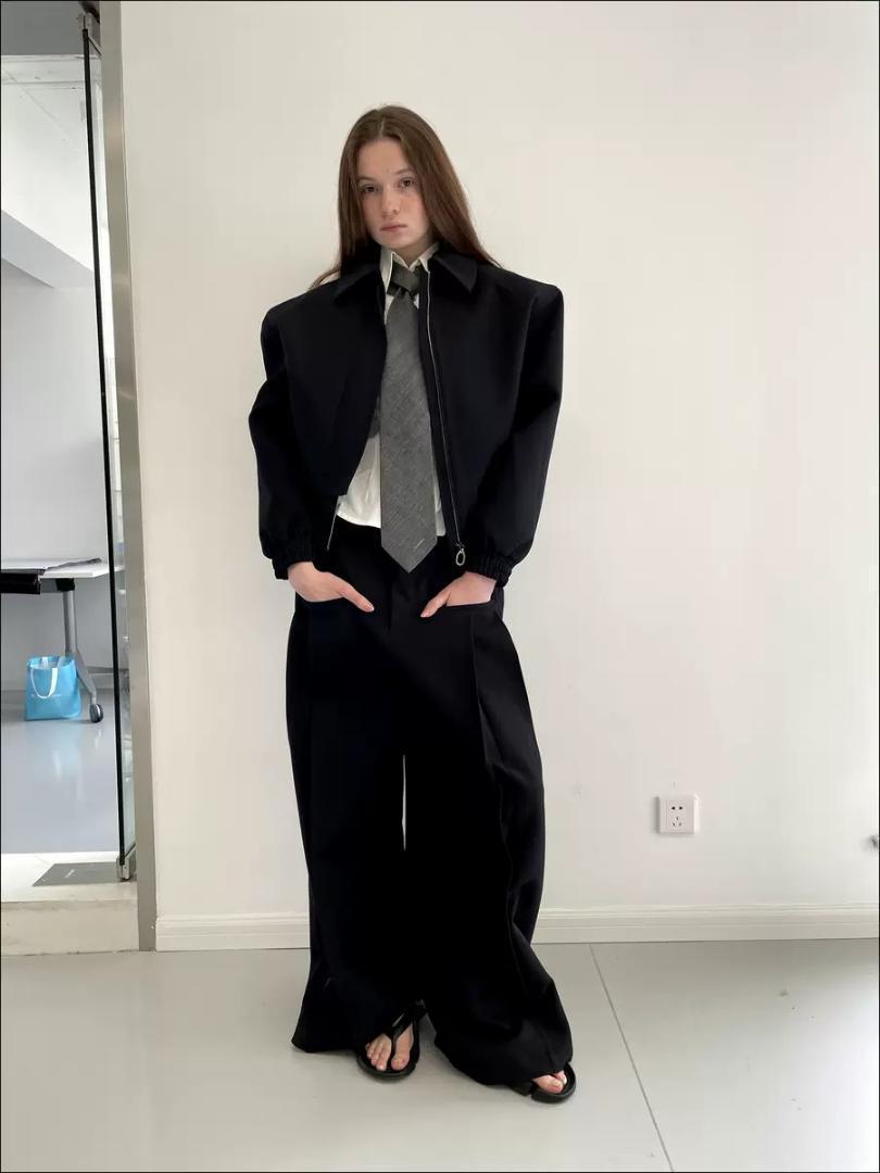 L
