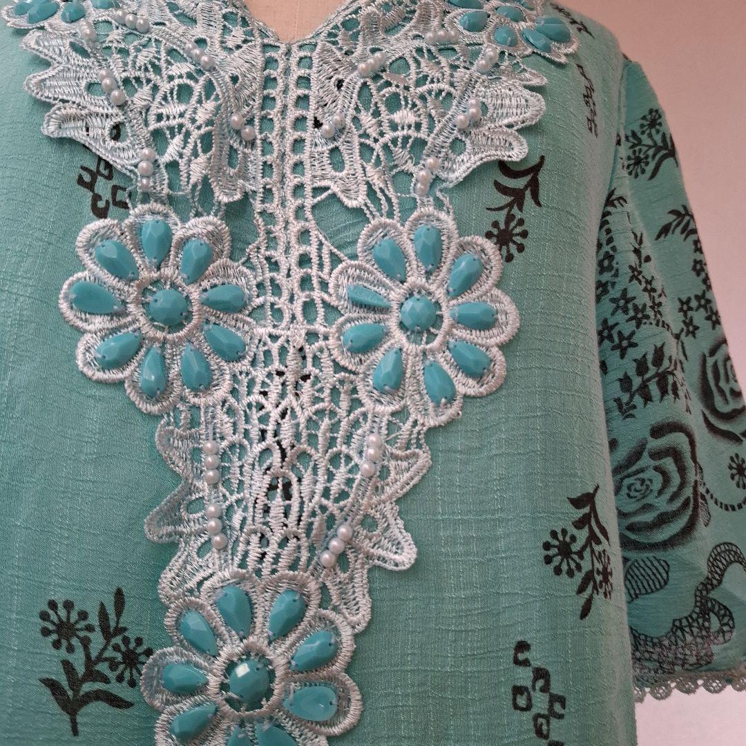未使用　緑色の刺繍チュニック 五分袖　トクコ TOKUKO 1er VOL（チュニック）のフリマアイテム一覧