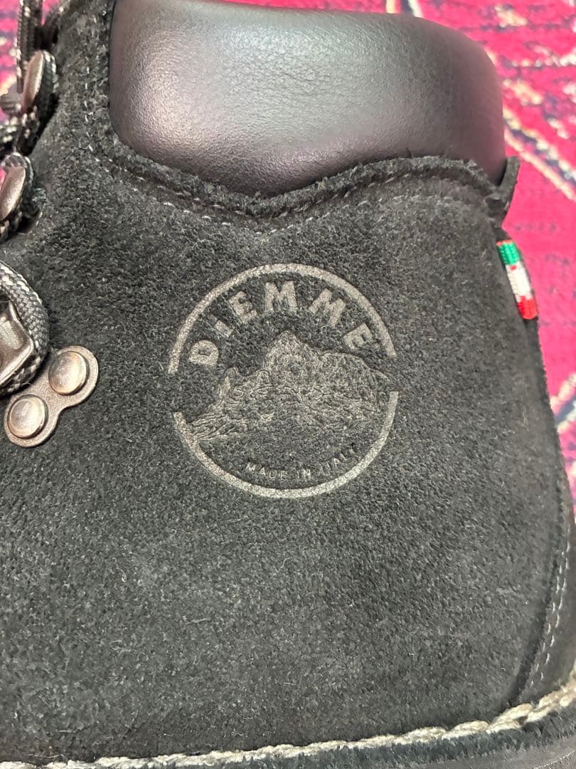 スエード ブラック