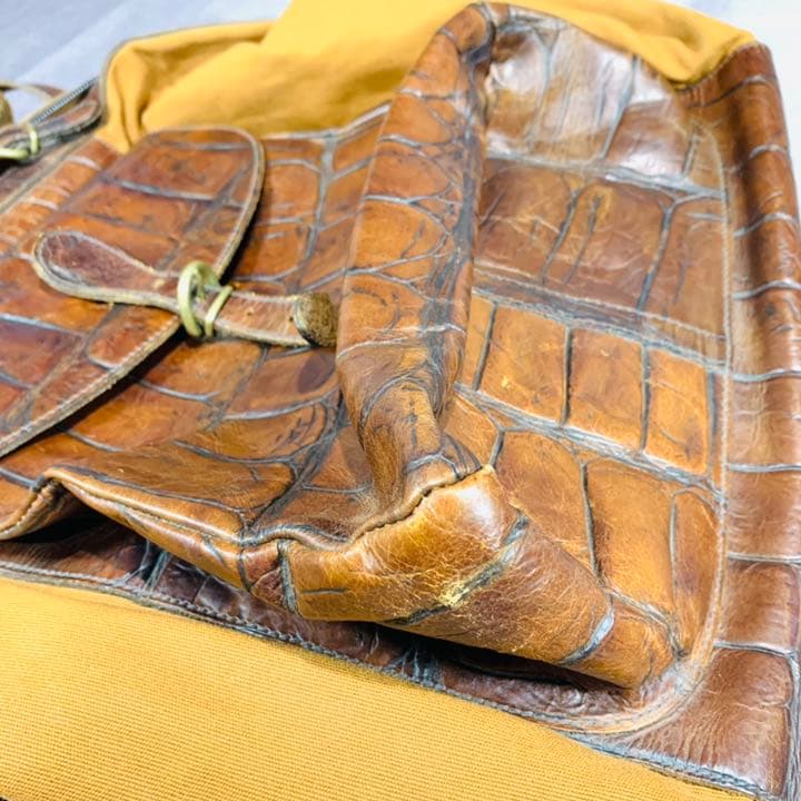 「人气商品」 【希少】ILBISONTE イルビゾンテ リュック クロコ 型押し 【X1547319330】(13650円)