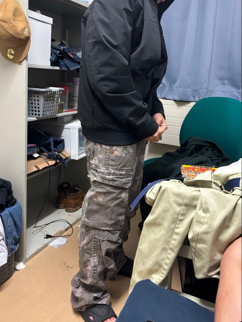 true religion 迷彩カーゴパンツ