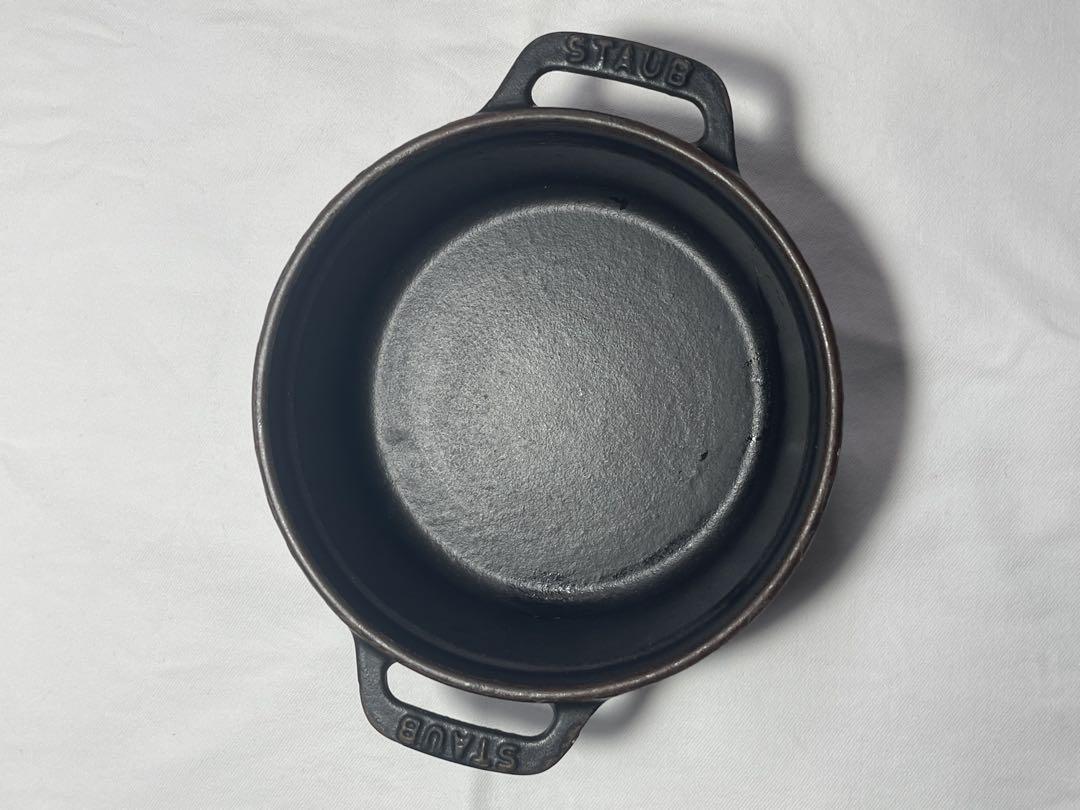 ベストセラー STAUB 鋳鉄 両手鍋 2個セット 12cm - メルカリ 調理器具