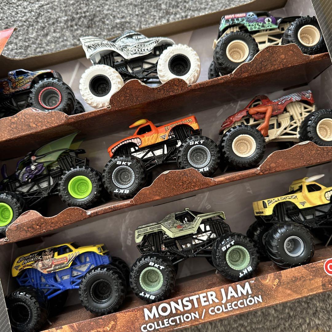 限定品: MONSTER JAM 9台セット Brand New Exclusive Monster Jam Collection: El Toro Loco