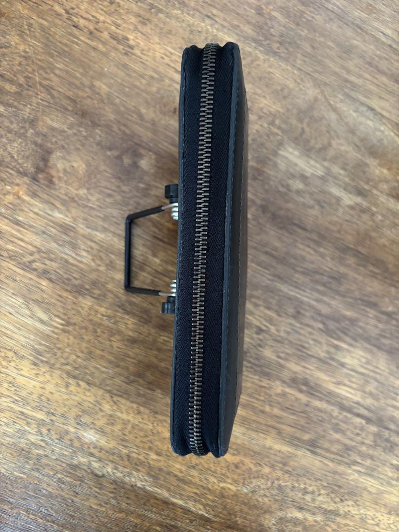Louis Vuitton ブラックレザー長財布