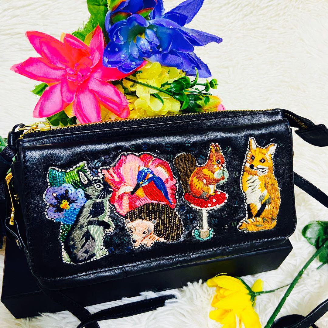 羊革✨tamaoworld✨ナタリーレテ✨手刺繍✨ショルダーバッグ 羊革✨tamaoworld✨ナタリーレテ✨手刺繍✨ショルダーバッグ