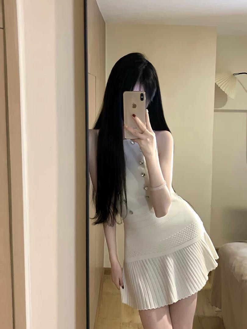 ミニ丈セットアップ　大人可愛い　春夏のお出かけコーデに最適