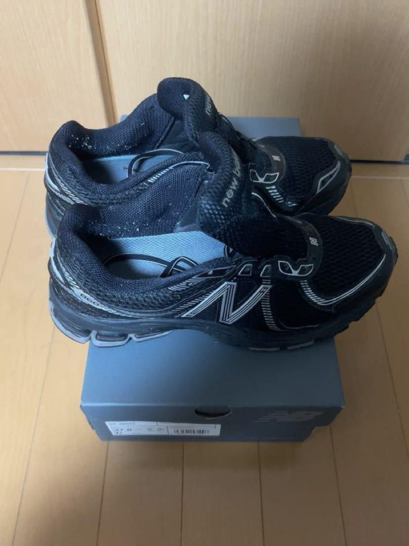 ニューバランス860v2 ブラック テック系