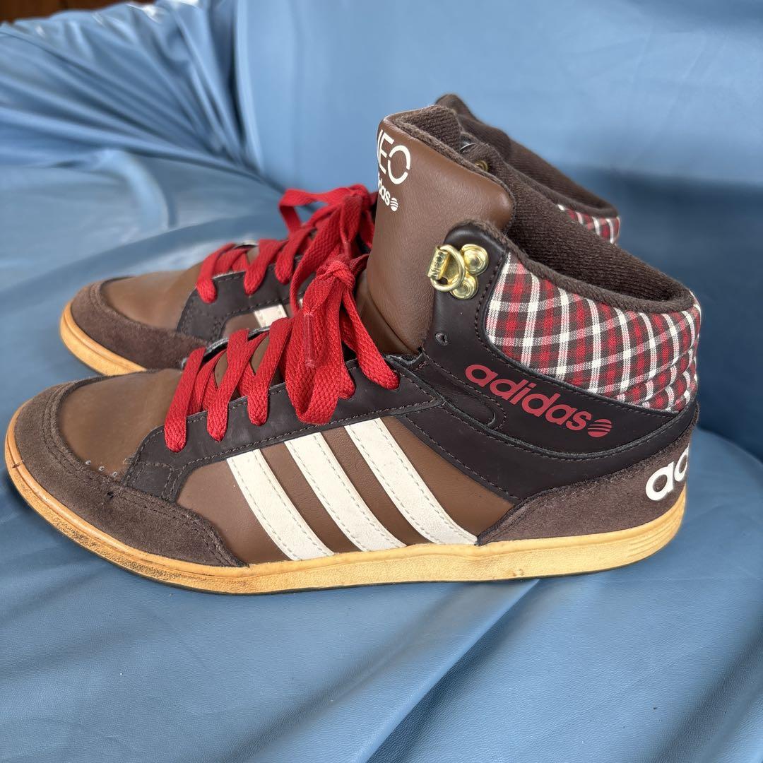 adidas ハイカットスニーカー 赤 NEO - メルカリ