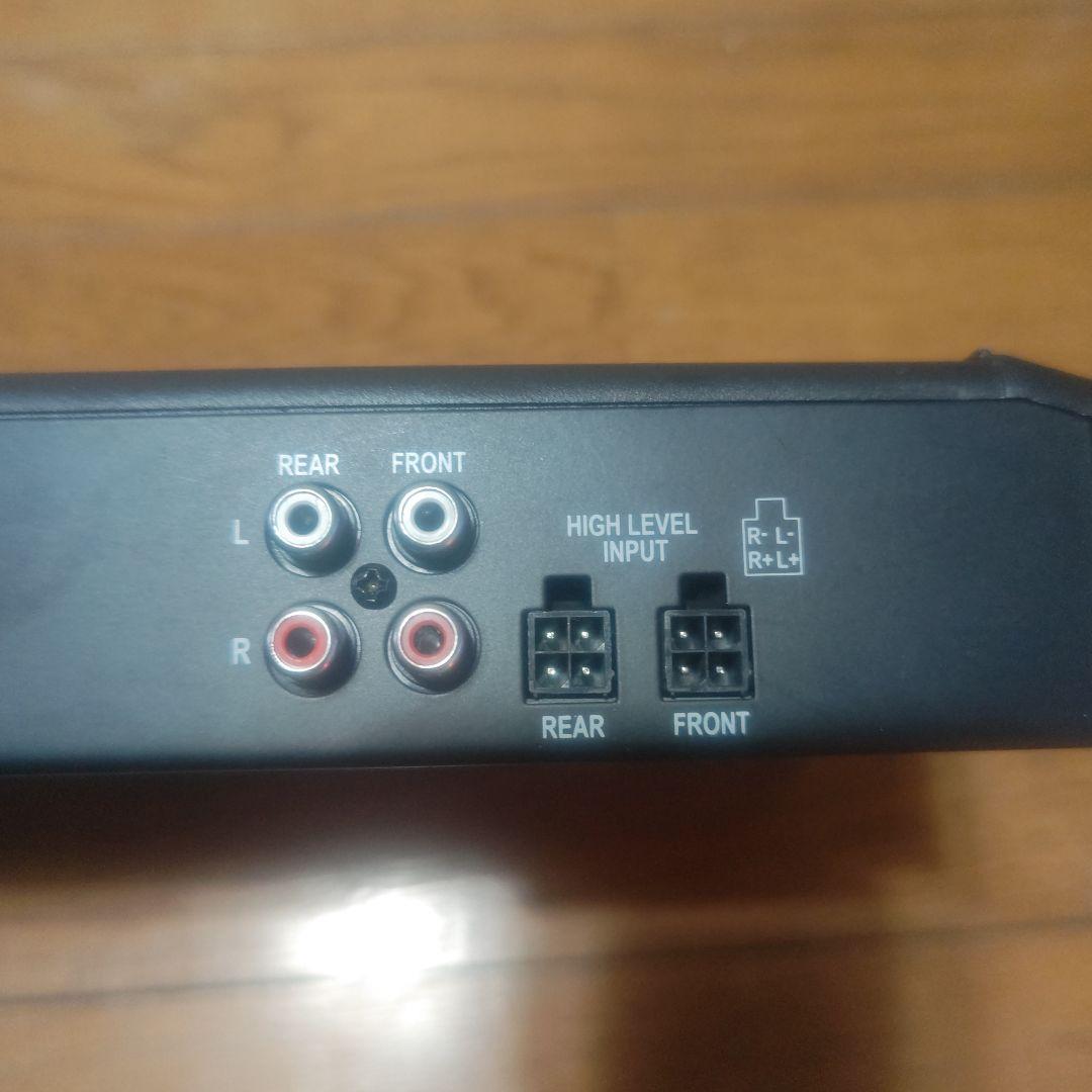 Rockford Fosgate R300X4 4チャンネルアンプ