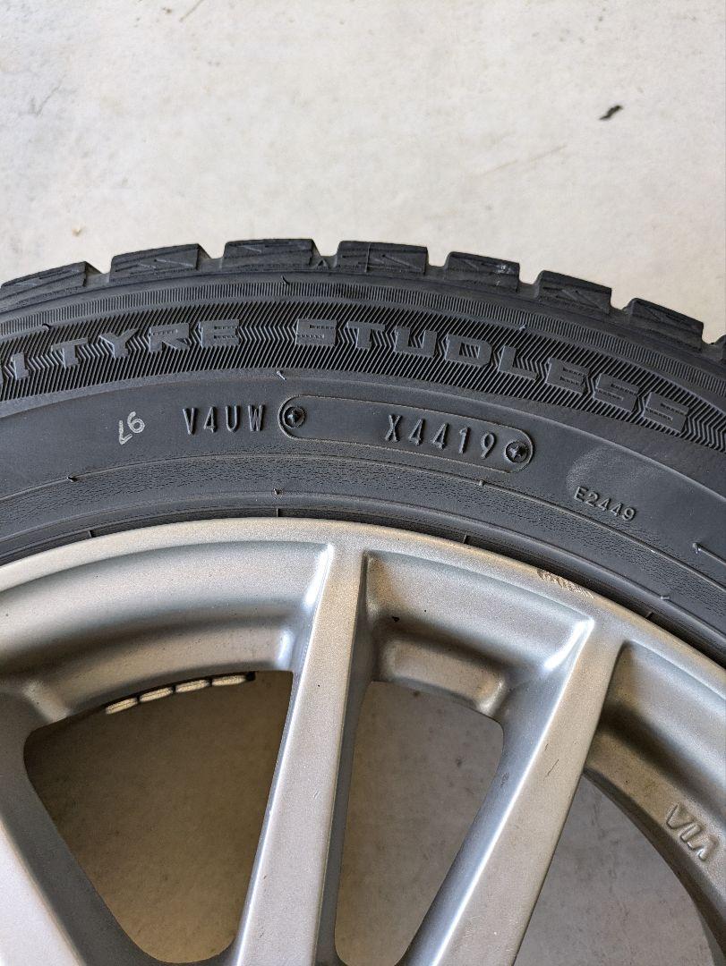 DUNLOP WINTER MAXX01 アルミ付き4本セット【送料込み】