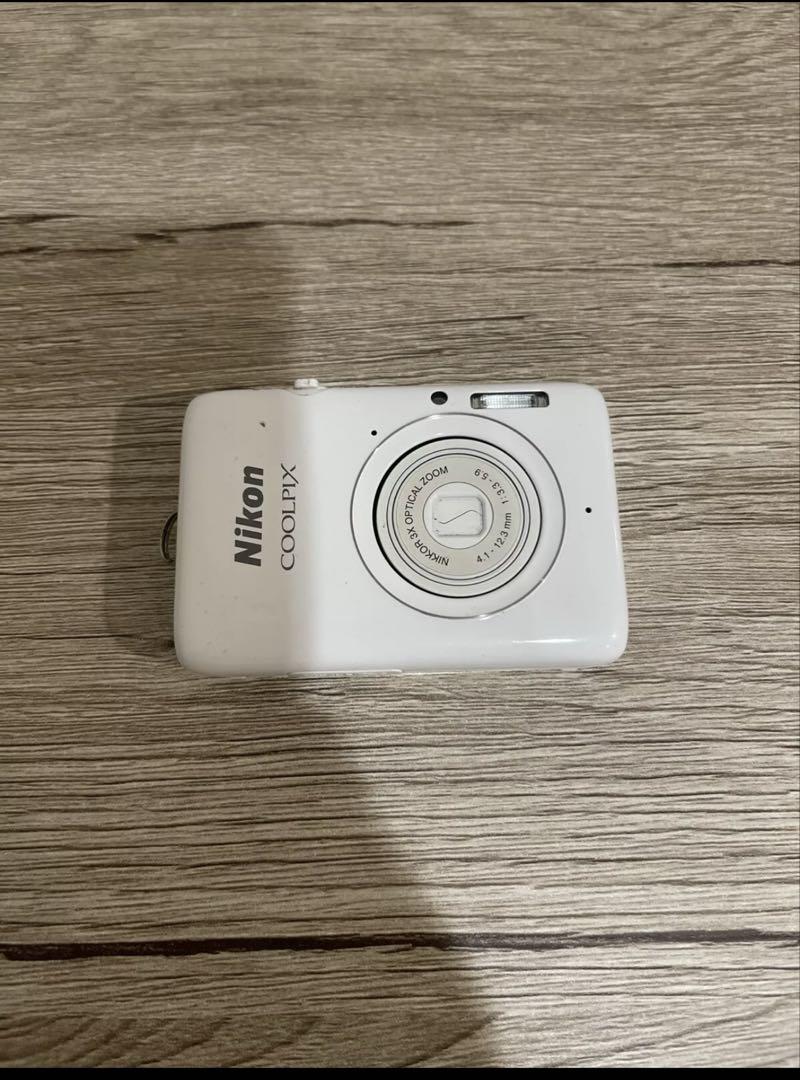 1759.Nikon ニコン COOLPIX デジカメ S02 ホワイト